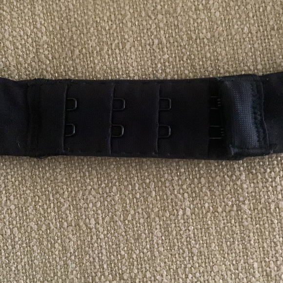 Calvin Klein bra, color black , size medium - Picture 3 of 4